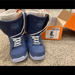 W8.5 ThirtyTwo Snowboard Boots